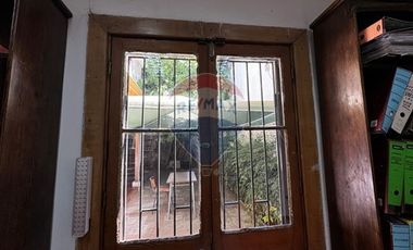 Gran casa, 12 privados, giro comercial