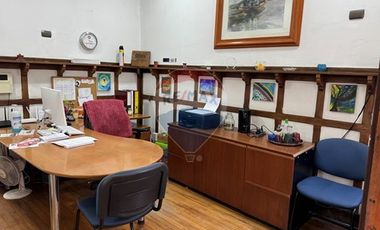 Gran casa, 12 privados, giro comercial