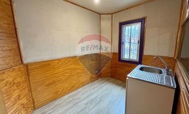 Gran casa, 12 privados, giro comercial