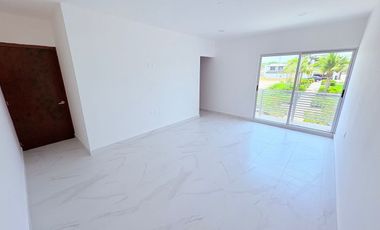 Casa en Venta en Veracruz Fracc. Lomas del Dorado en Esq. Frente a Área Verde.