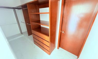 Casa en Venta en Veracruz Fracc. Lomas del Dorado en Esq. Frente a Área Verde.