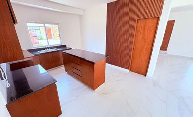 Casa en Venta en Veracruz Fracc. Lomas del Dorado en Esq. Frente a Área Verde.
