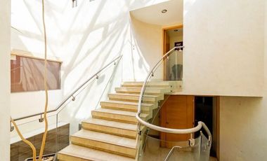 Hermosa Residencia en Bosque Esmeralda, La Estadia.