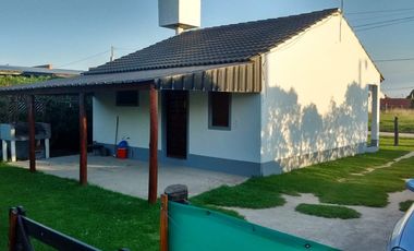 Casa en venta - 1 Dormitorio 2 Baños - Cochera - 500Mts2 - Santa Clara del Mar