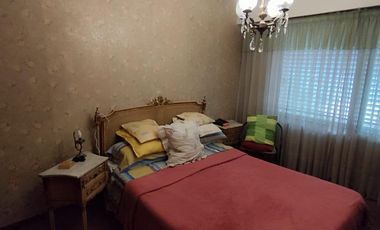 Venta Casa 4 dormitorios en 2 plantas con cochera - Roque Saenz Peña, Rosario