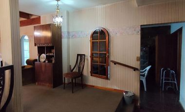 Venta Casa 4 dormitorios en 2 plantas con cochera - Roque Saenz Peña, Rosario