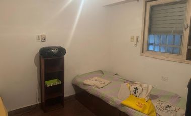 Venta Casa 4 dormitorios en 2 plantas con cochera - Roque Saenz Peña, Rosario