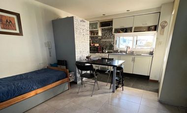 PH 2 ambientes con patio en venta