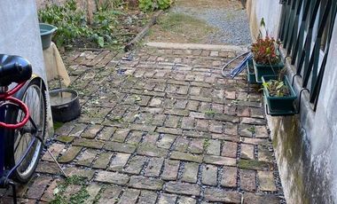 Casa  3 dormitorios cochera y quincho Turdera!! Apto permuta