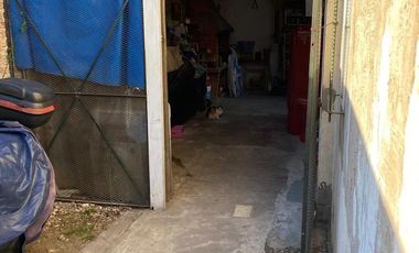 Casa  3 dormitorios cochera y quincho Turdera!! Apto permuta