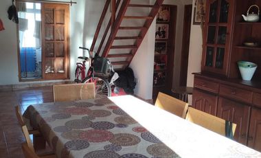 Casa en venta - 3 Dormitorios 1 Baño - Cochera - 90Mts2 - Costa Azul