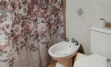 Casa en venta - 3 Dormitorios 1 Baño - Cochera - 90Mts2 - Costa Azul