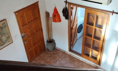 Casa en venta - 3 Dormitorios 1 Baño - Cochera - 90Mts2 - Costa Azul