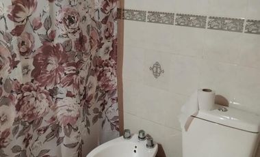 Casa en venta - 3 Dormitorios 1 Baño - Cochera - 90Mts2 - Costa Azul