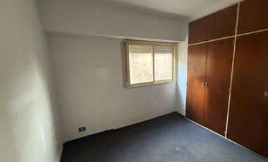 Departamento en venta de 2 ambientes excelente ubicación con pileta - Wilde