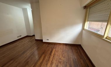 Departamento en venta de 2 ambientes excelente ubicación con pileta - Wilde