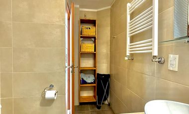 RETASADA! CASA SOBRE 2 LOTES. UNICA!!