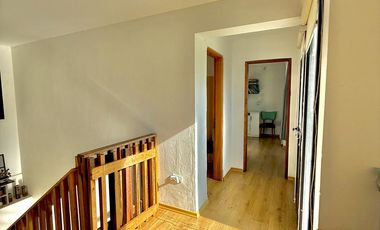 RETASADA! CASA SOBRE 2 LOTES. UNICA!!