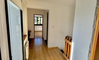 RETASADA! CASA SOBRE 2 LOTES. UNICA!!