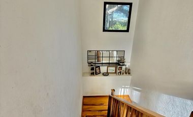 RETASADA! CASA SOBRE 2 LOTES. UNICA!!