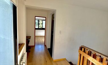 RETASADA! CASA SOBRE 2 LOTES. UNICA!!