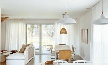 Venta - AlquilerTown houses en La Calesa Pilar - Pilar