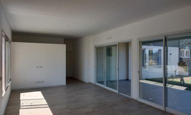 Casa en venta a estrenar en Barrio Privado Monet