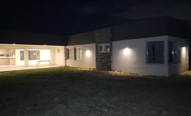 Casa en venta a estrenar en Barrio Privado Monet