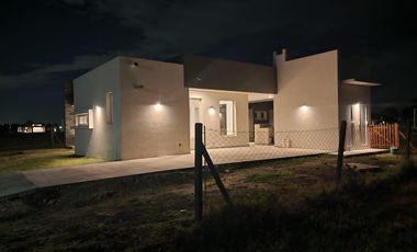 Casa en venta a estrenar en Barrio Privado Monet