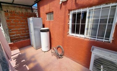 Casa en venta - 5 Dormitorios 3 Baños - Cochera - 200Mts2 - José C. Paz