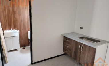 VENTA DE GALPON + OFICINA EN FERNANDEZ ORO