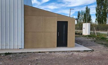 VENTA DE GALPON + OFICINA EN FERNANDEZ ORO