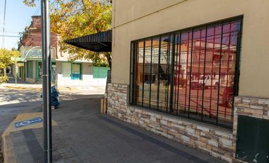 Local céntrico a la venta en Lobos