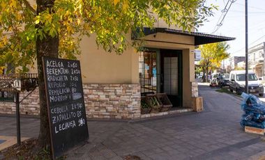 Local céntrico a la venta en Lobos