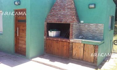 Chalet en calles 54 y 41 - Miramar