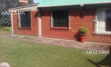 Chalet en calles 54 y 41 - Miramar