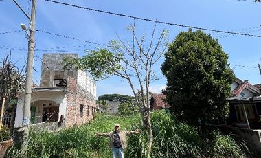 JUAL TANAH di BATU JAWA TIMUR HARGA NJOP ,Strategis cocok utk Kos2n dan Rumah Tinggal Nyaman Jual Cepat.