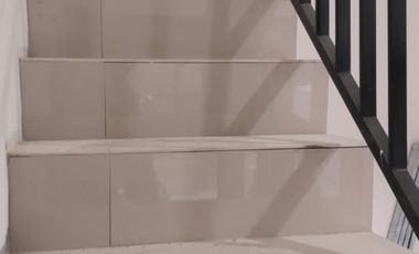 JUAL RUMAH 3 LANTAI jln KRAN V no 85 aman, nyaman bisa di pakai USAHA.