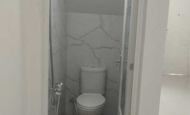 JUAL RUMAH 3 LANTAI jln KRAN V no 85 aman, nyaman bisa di pakai USAHA.