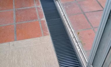 Casa en venta - 3 Dormitorios 2 Baños - Cocheras - 415Mts2 - Glew, Almirante Brown