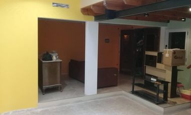 Casa en venta - 3 Dormitorios 2 Baños - Cocheras - 415Mts2 - Glew, Almirante Brown