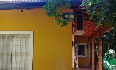 Casa en venta - 3 Dormitorios 2 Baños - Cocheras - 415Mts2 - Glew, Almirante Brown