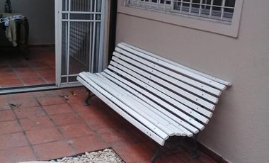 Casa en venta - 3 Dormitorios 2 Baños - Cocheras - 415Mts2 - Glew, Almirante Brown