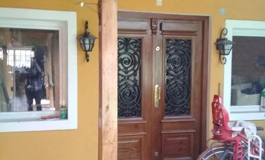 Casa en venta - 3 Dormitorios 2 Baños - Cocheras - 415Mts2 - Glew, Almirante Brown