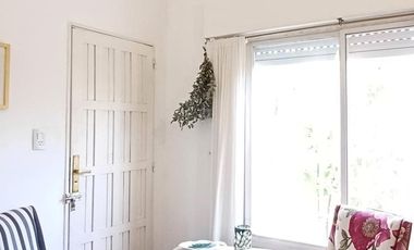 Excelente Casa Av comercial! Ideal para Locales, ofi