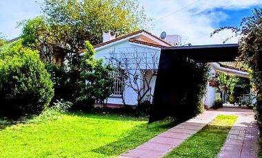 Excelente Casa Av comercial! Ideal para Locales, ofi