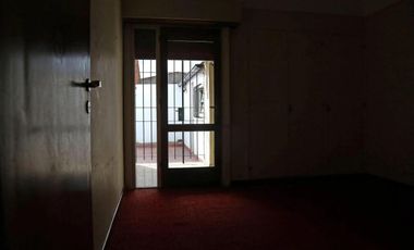 Casa en venta - 4 Dormitorios 2 Baños - Cochera - 240Mts2 - Balcarce