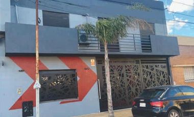Casa en venta - 3 Dormitorios 2 Baños - 200Mts2 - Berisso