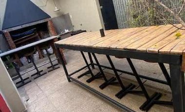 Casa en venta - 3 Dormitorios 2 Baños - 200Mts2 - Berisso