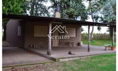 AMPLIO TERRENO, SOBRE CRUCE DE AMBAS RUTAS 32 Y 188